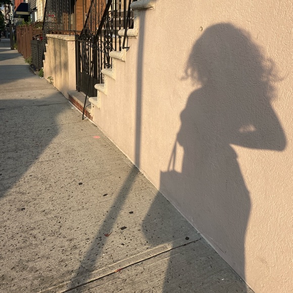 Meet your Posher, Posh J - Picture 3 of 4